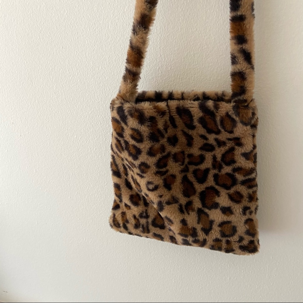 Fluffy Cheeta Bag